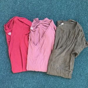 Lot of 3 loose fit t-shirts bundle flowy v-neck
